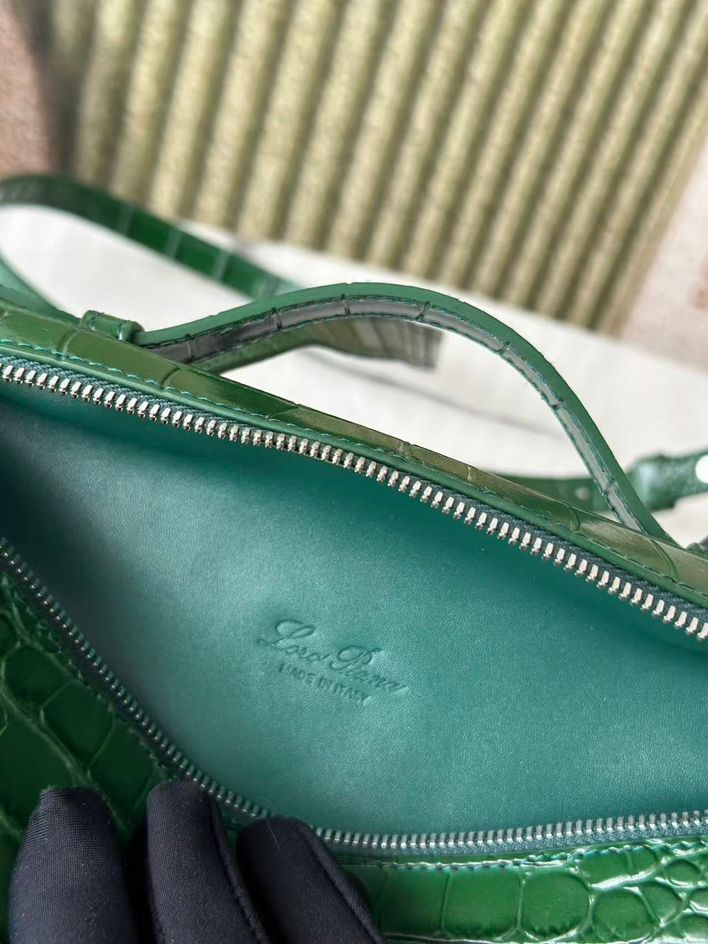 Extra Pocket L19 Teal Green Alligator Pattern Leather SHW