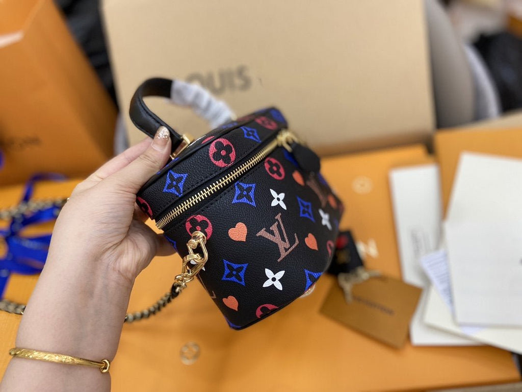 VANITY PM 19CM GAME ON BLACK MONOGRAM CANVAS