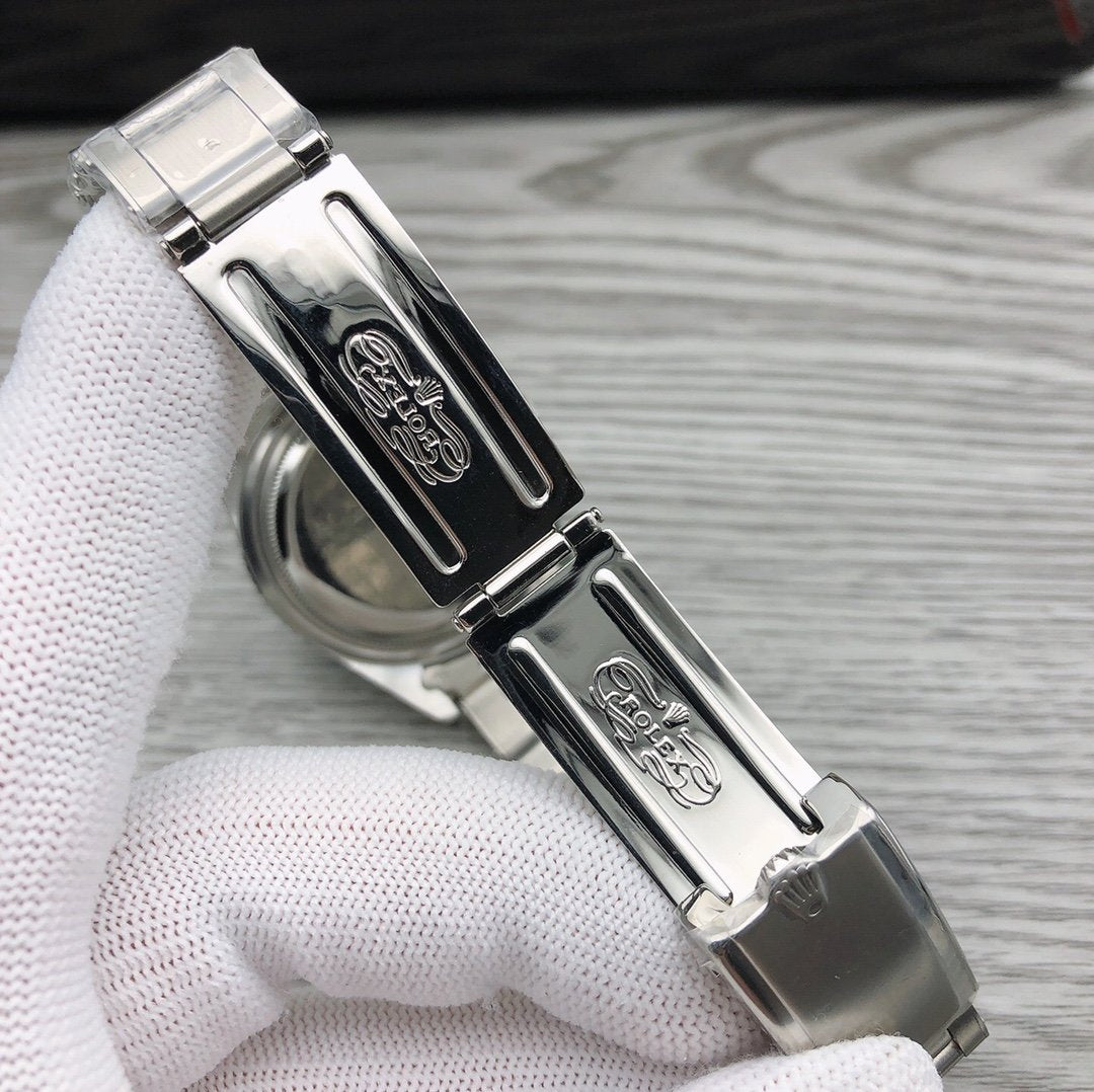GMT-MASTER   PEPSI 40MM RED DATE