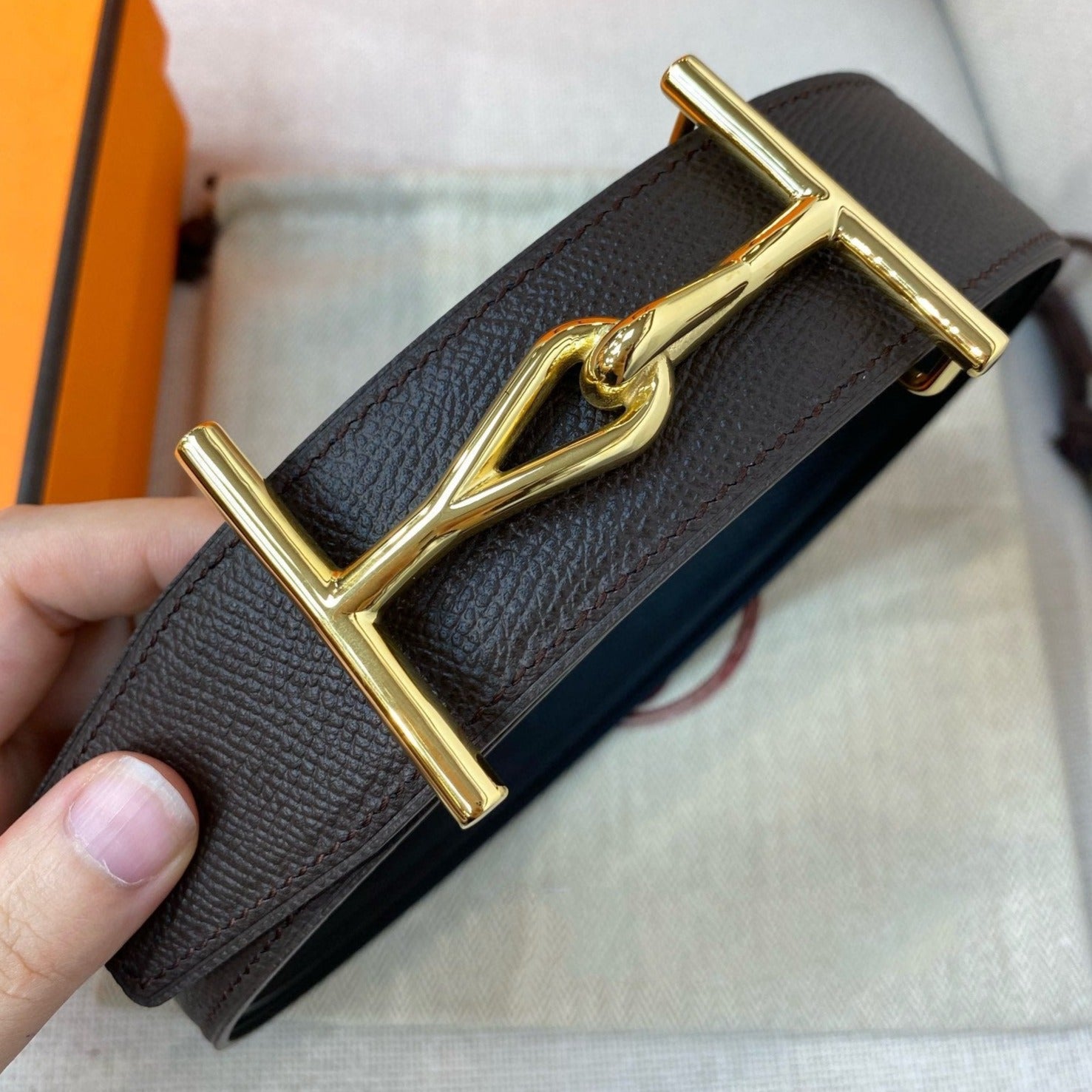 H JUMBO BELT 38MM GOLD BUCKLE DARK BLUE ETOUPE LEATHER