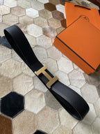 H CONTANCE BELT 38MM GOLD BUCKLE BLACK LEATHER