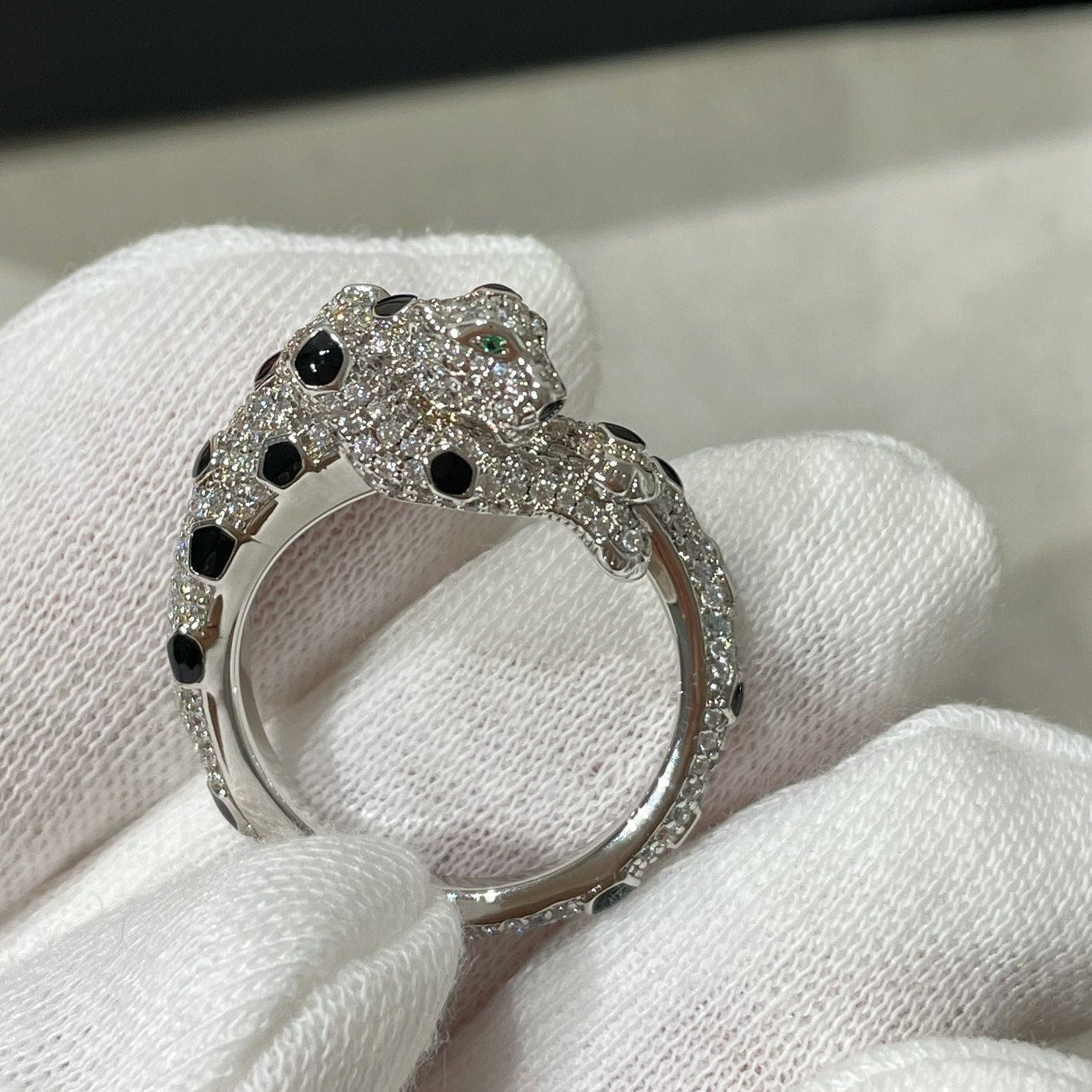 PANTHERE DIAMOND ONYX SILVER RING