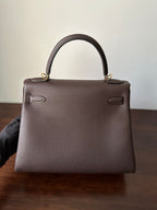 HM KELLY 28CM CHOCOLATE TOGO GOLD HARDWARE