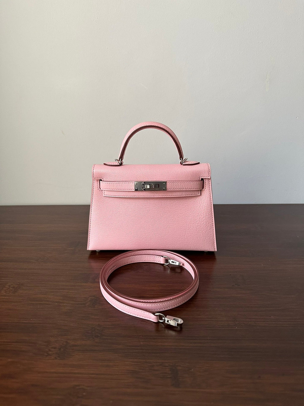 HM KELLY MINI 20 PINK CHEVRE SIVER HARDWARE