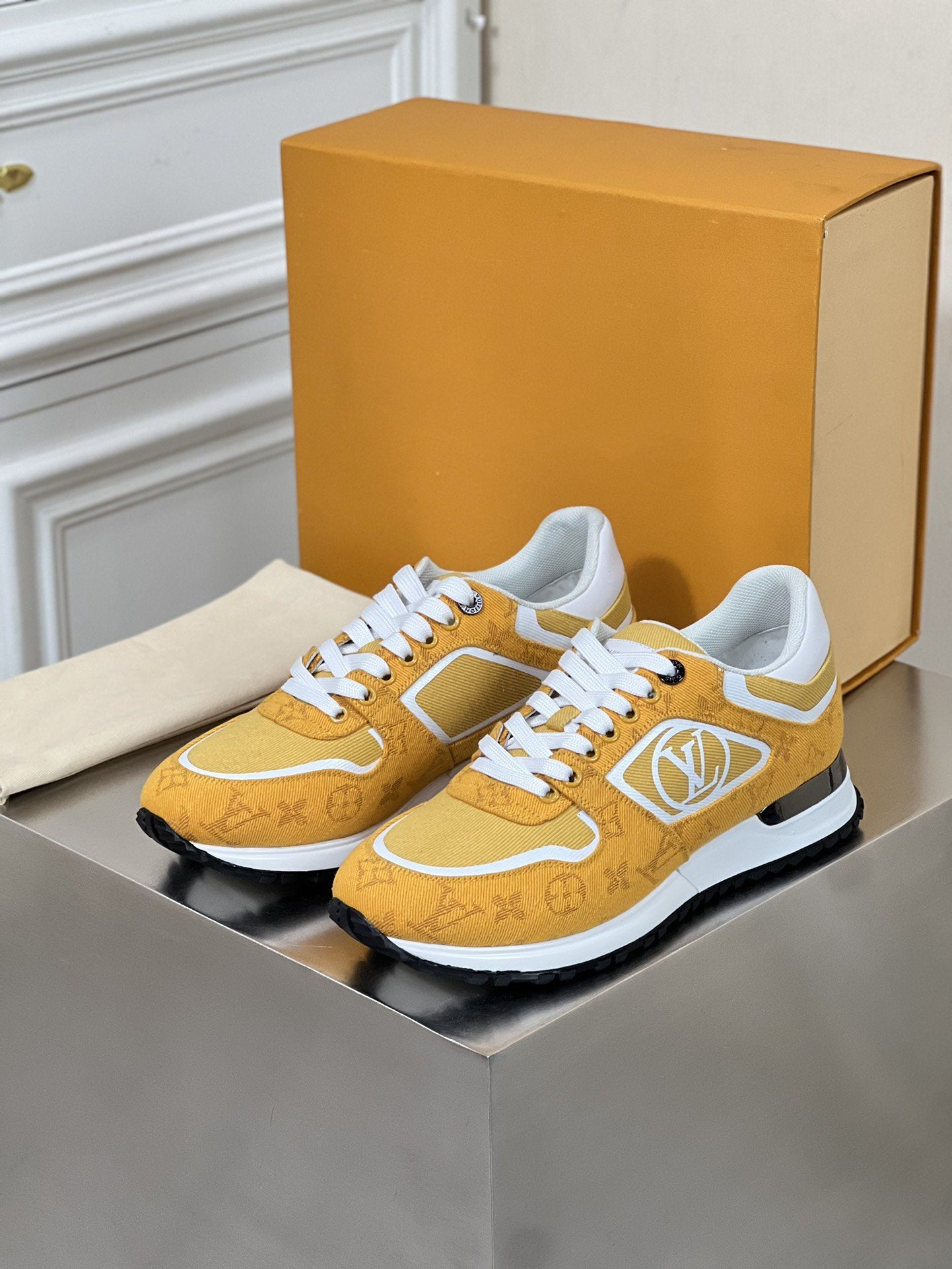 LV RUN AWAY SNEAKER IN YELLOW DENIM FABRIC
