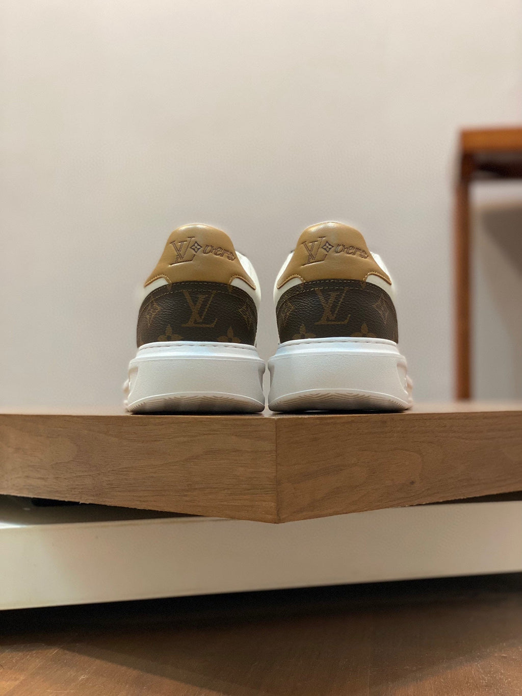 LV BEVERLY SNEAKER WHITE BROWN