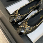 CC 25B ballet flat black patent calfskin leather chain