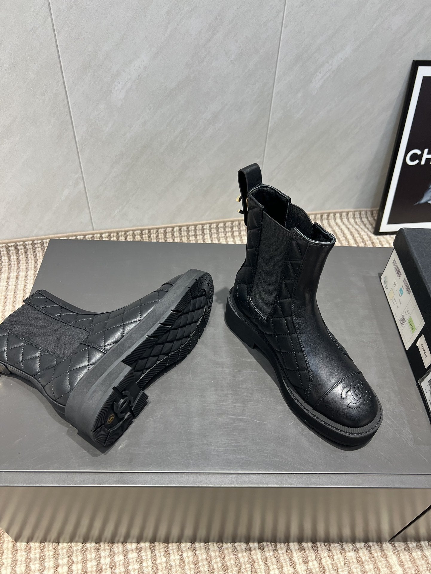 CC 25S Round-Toe Electric Embroidered Thick-Sole Ankle Boots in Black Cowhide and Embroidered Latticework 442495