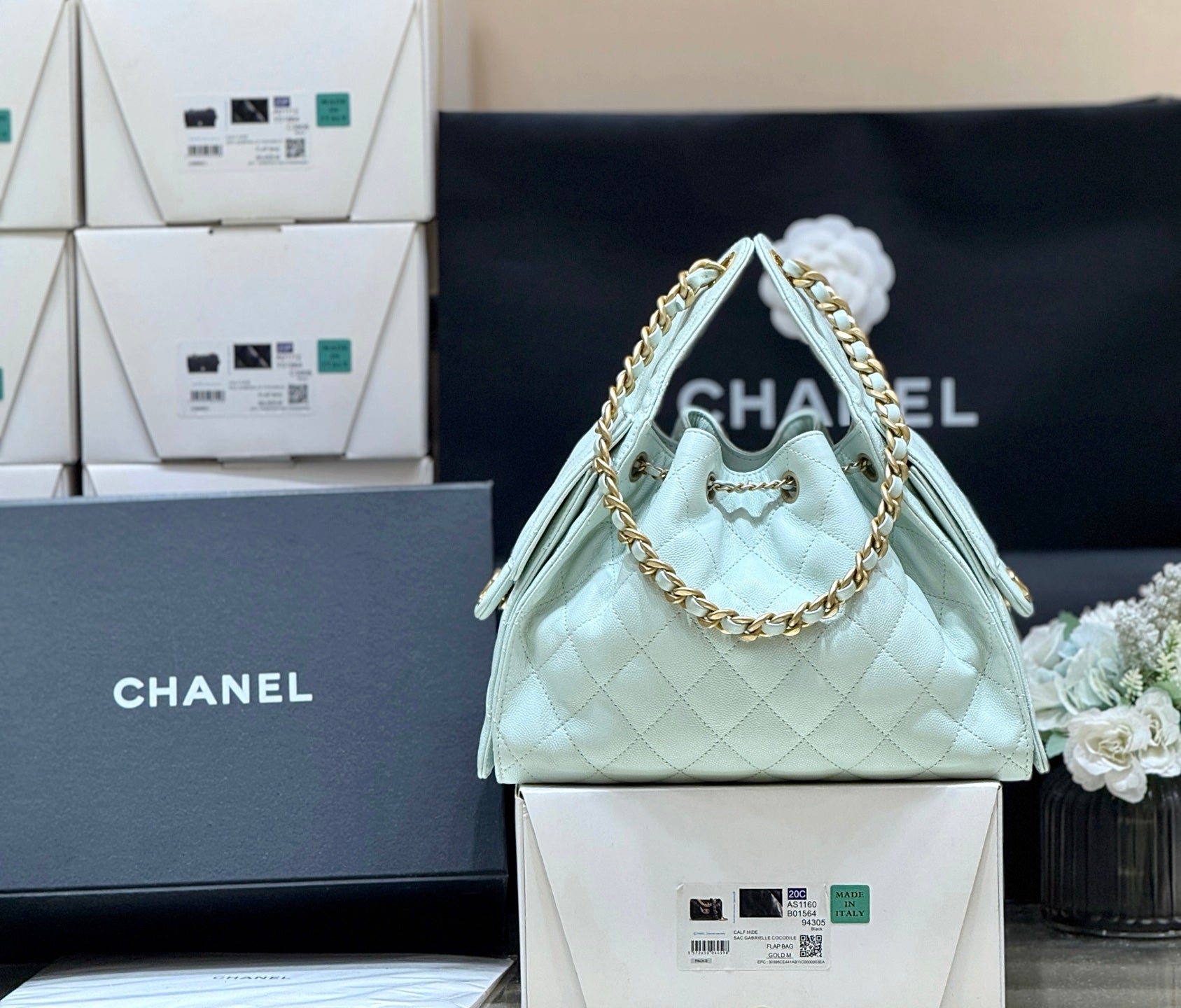 CC 25S Hobo Bag 30 Mint Green Calfskin