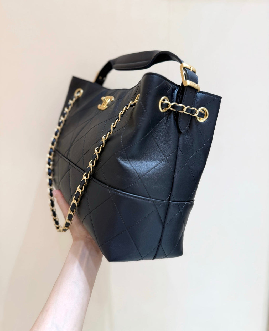 CC 25A Hobo Bag 36cm in Black Calfskin