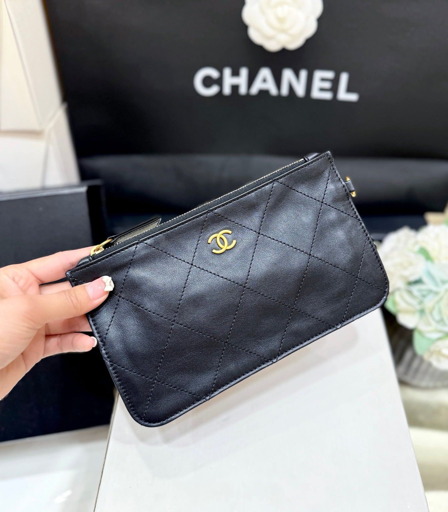 CC 25S Tote Bag in Black Calfskin