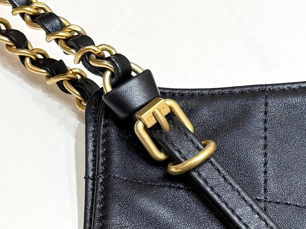 CC 25S Tote Bag in Black Calfskin