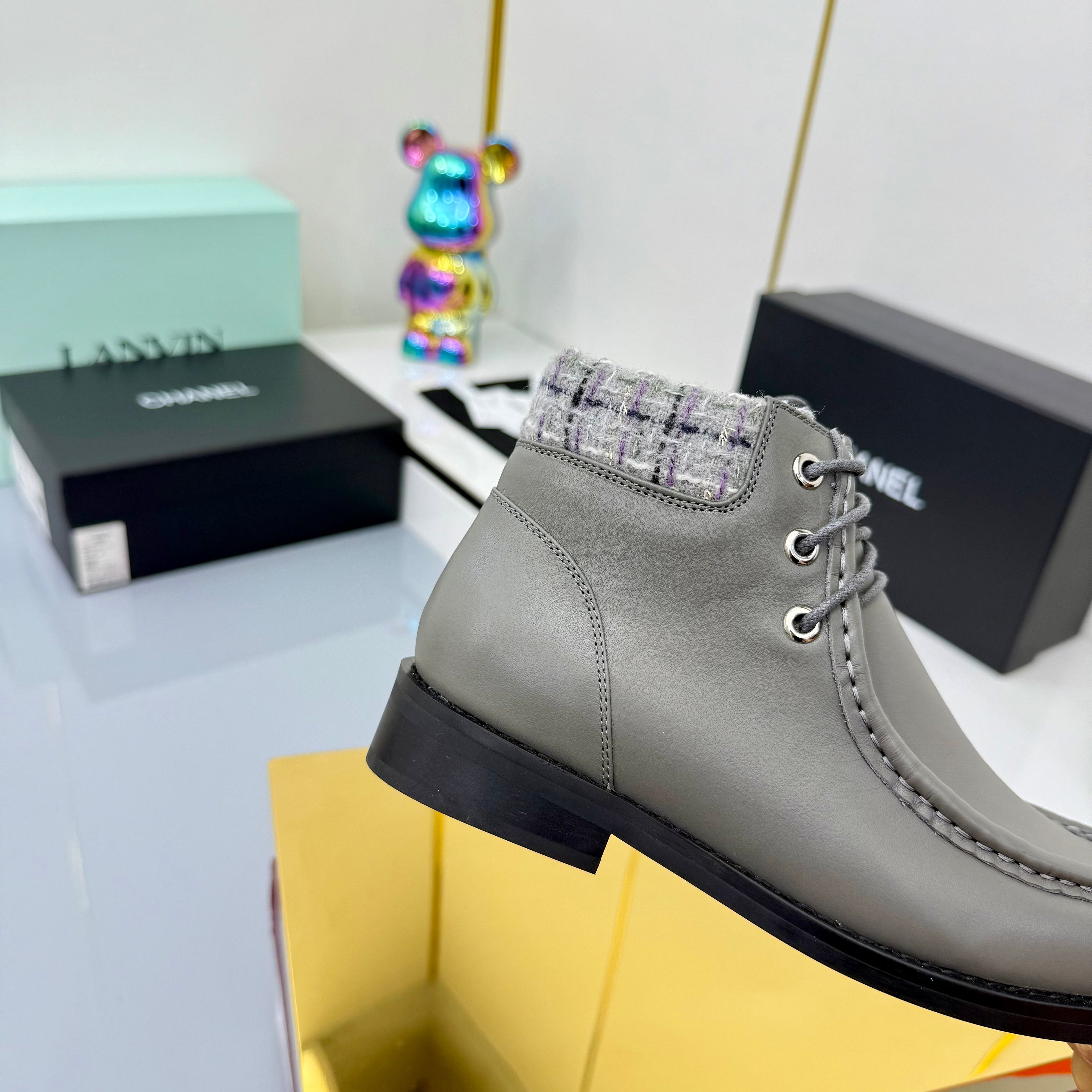 CC 25 Ankle Boots Gray Cowhide and Tweed 454713