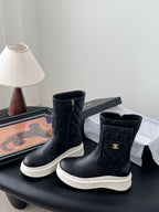 CC 25K Backpack Bucklet Boots Black Sheepskin 458710