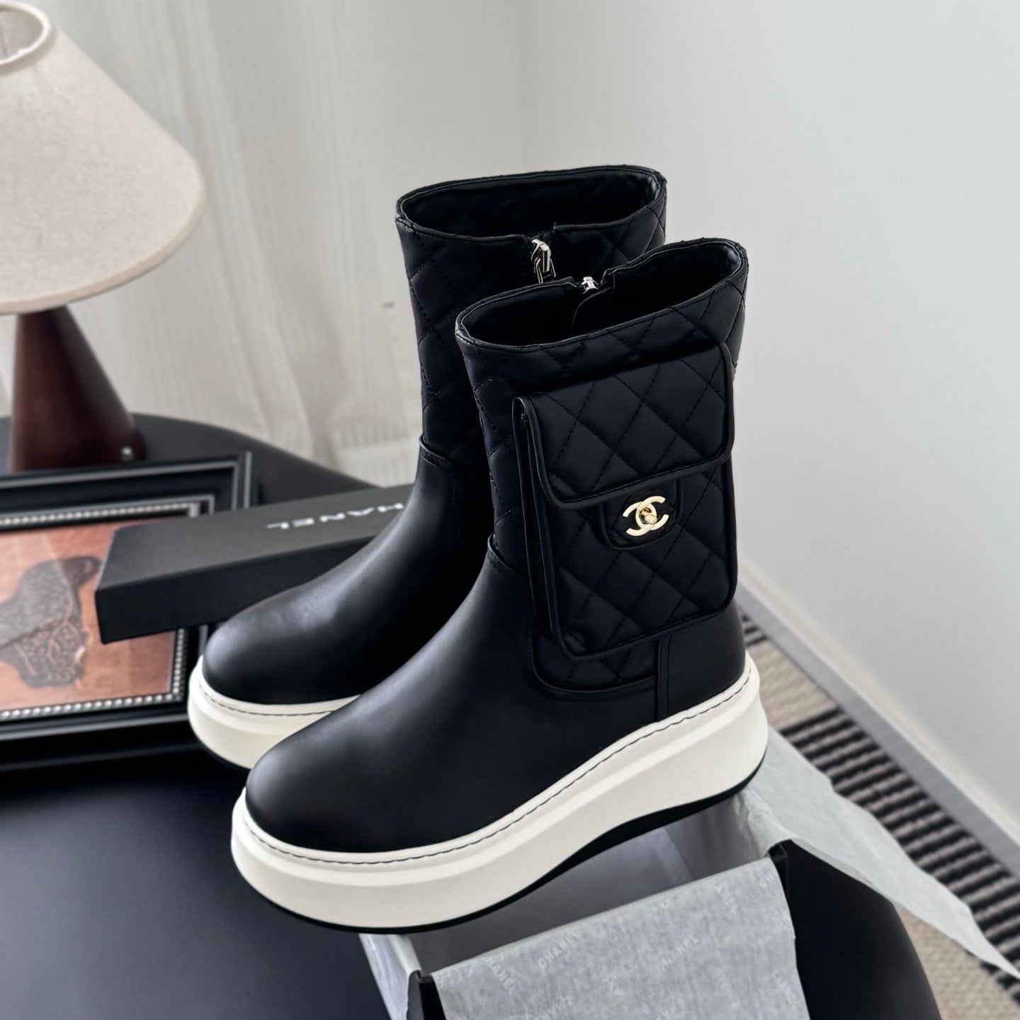 CC 25K Backpack Bucklet Boots Black Sheepskin 458710