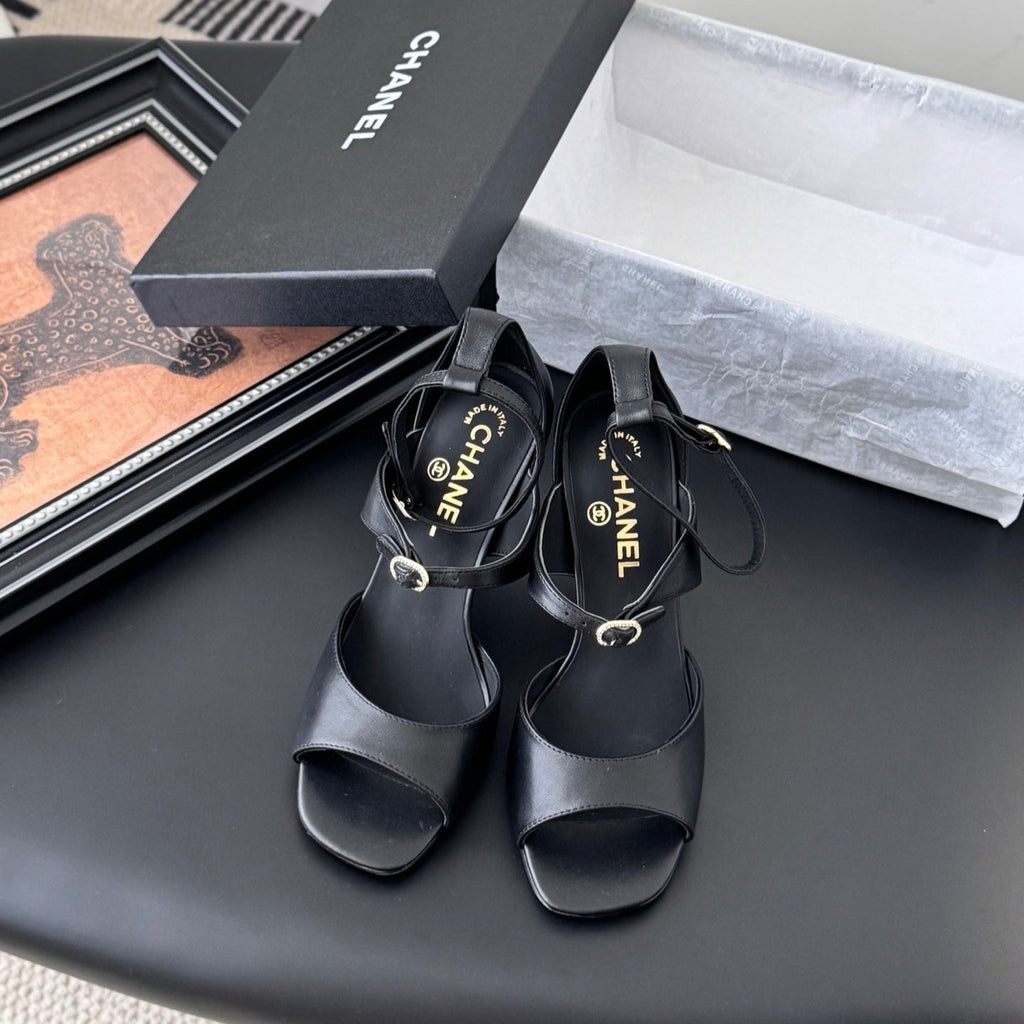 CC 25B Mary Janes 85mm High Heel Black Sheepskin