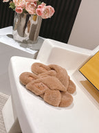 Fendi F013 2025ss Fluffy Slippers Light Brown Lambswool 467191