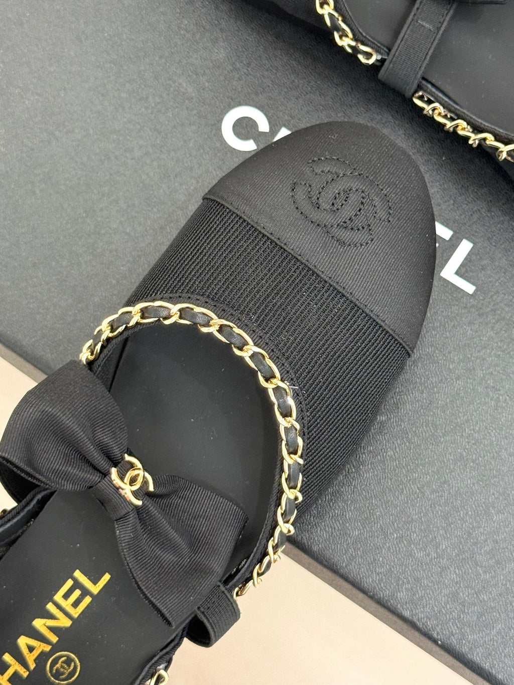 CC 25P Hollow Chain Bow Mary Janes Black Mesh 473301