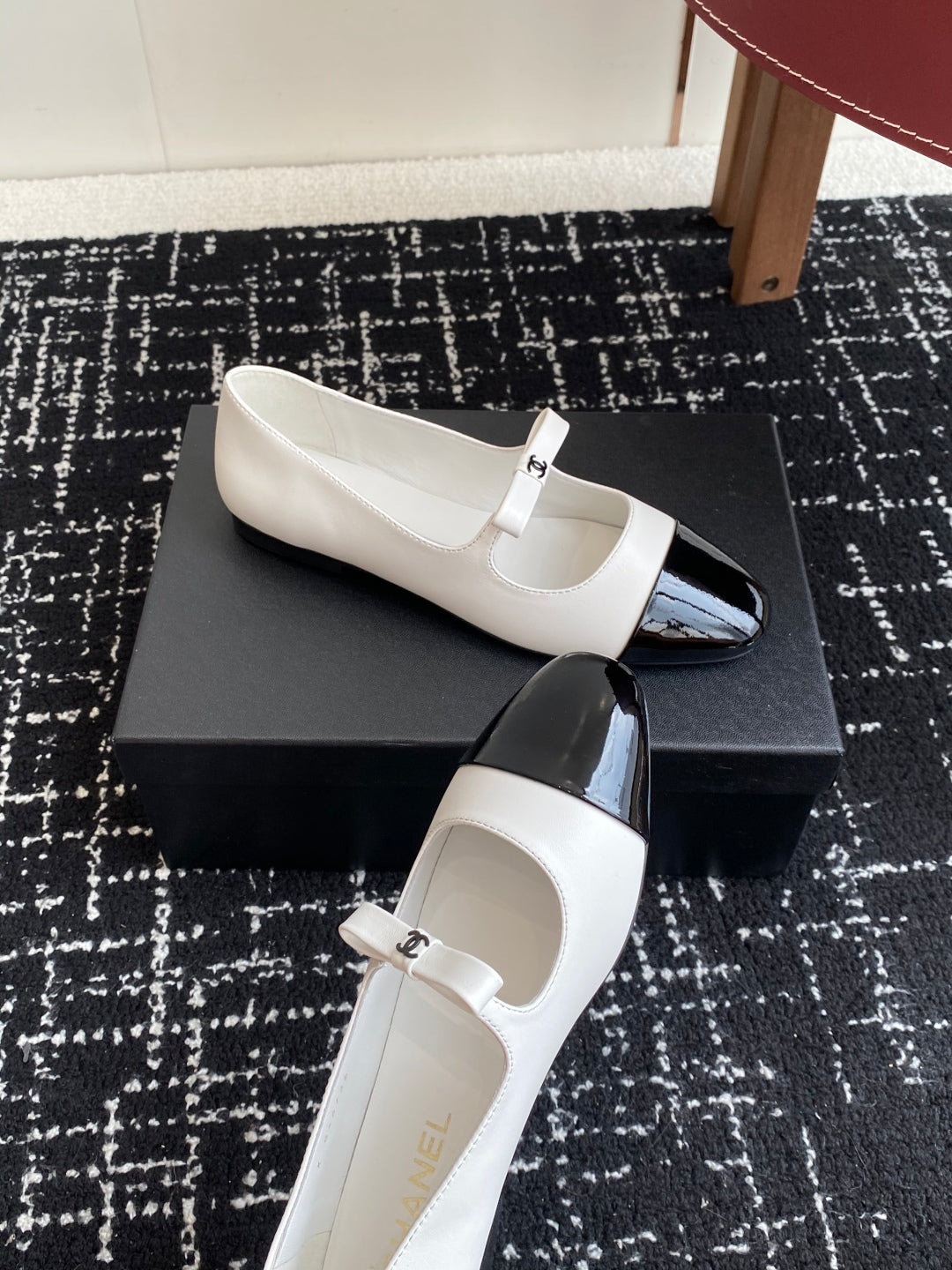 CC 25SS Mary Jane Ballerinas White Lambskin 473422