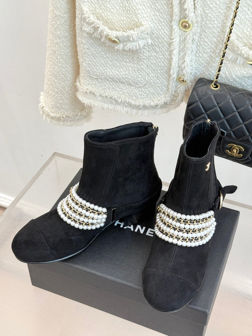 CC Classic Pearl Chain Colorblock Block Heel Ankle Boots Black Suede 473317