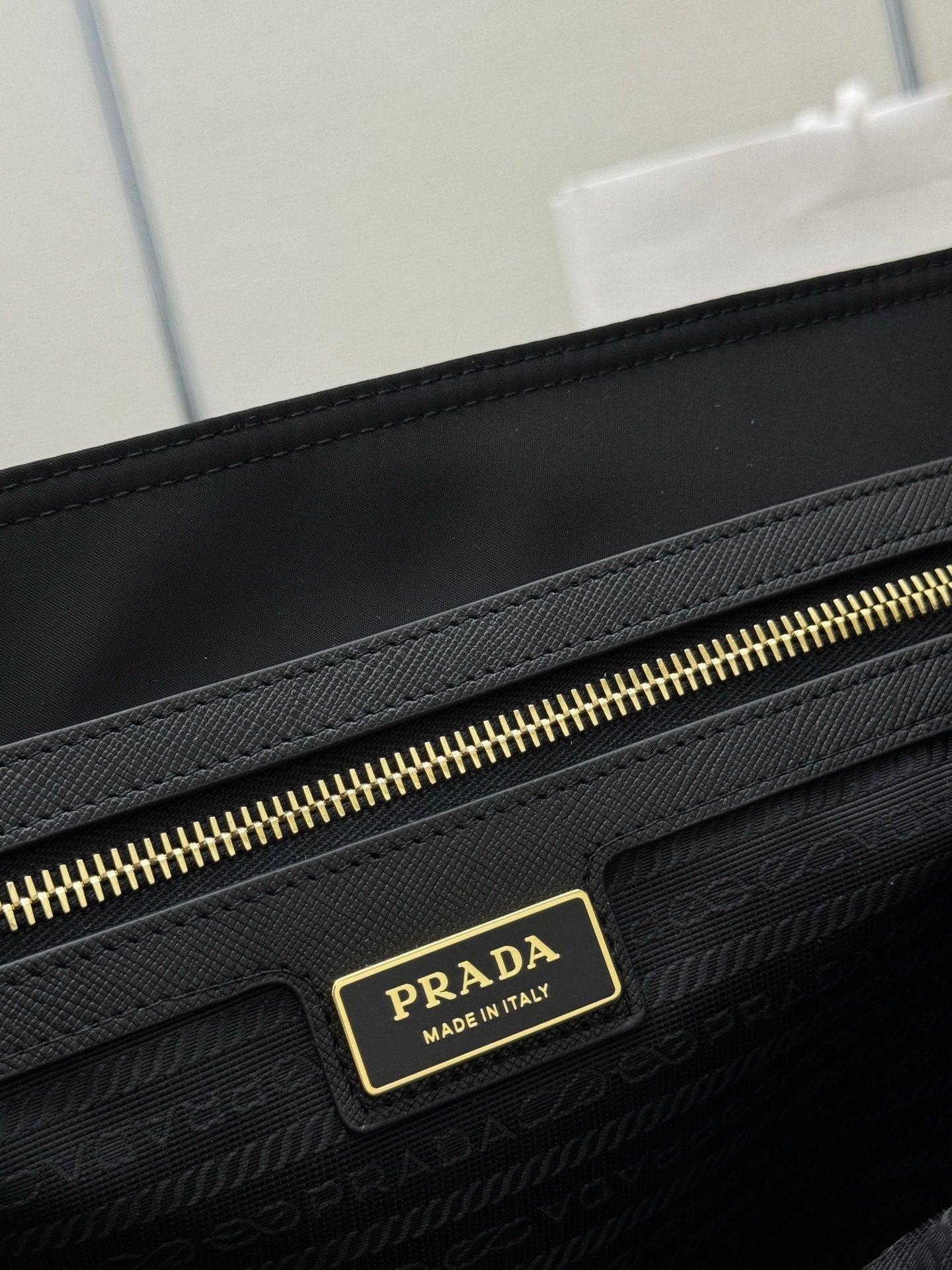 Pra Medium 1BG555 Tote Bag Black Nylon 267446