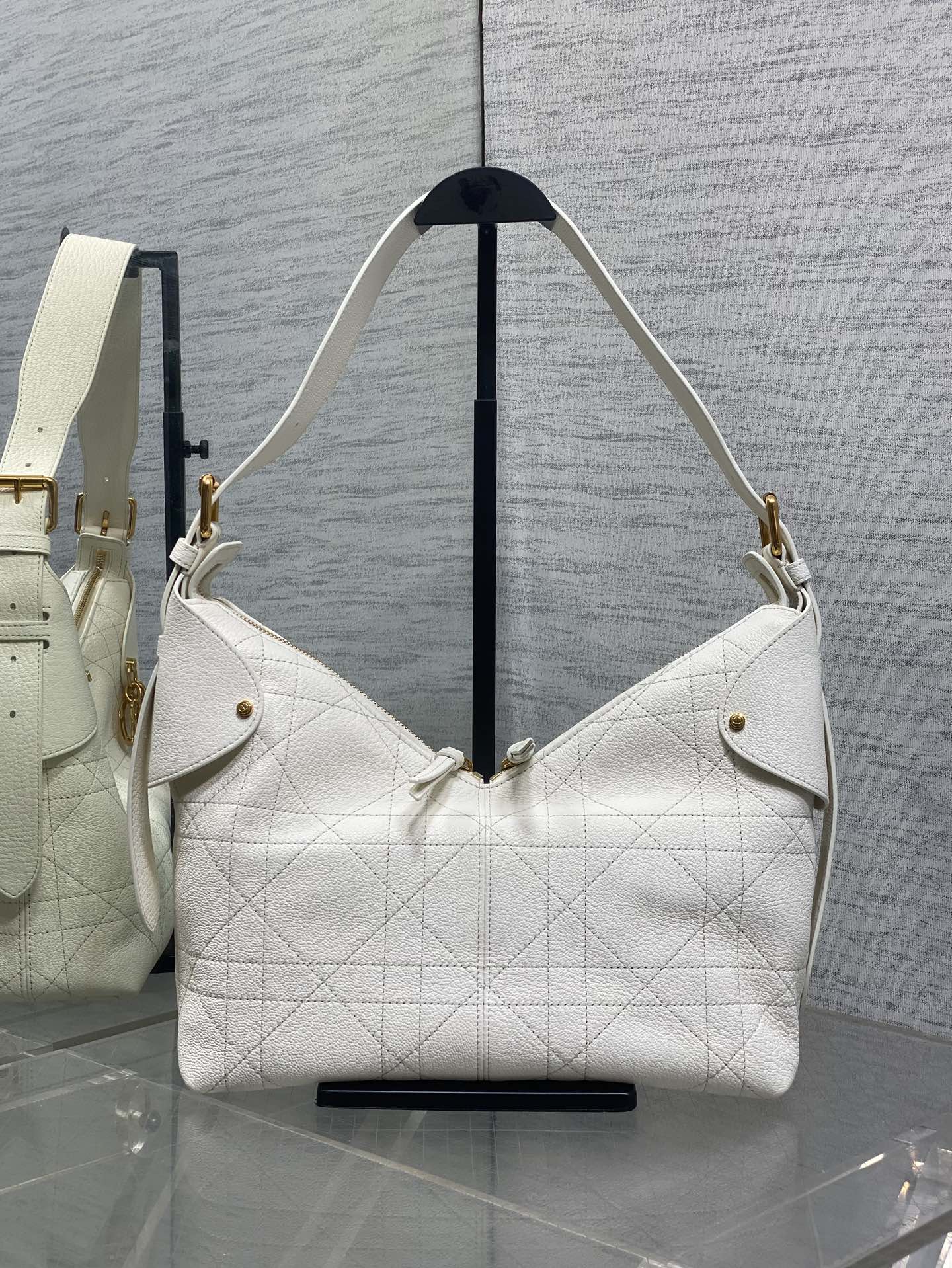 CD VOYAGE Handbag 28cm White Cowhide