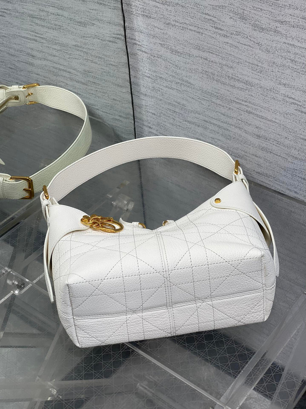 CD VOYAGE Handbag 23cm White Cowhide