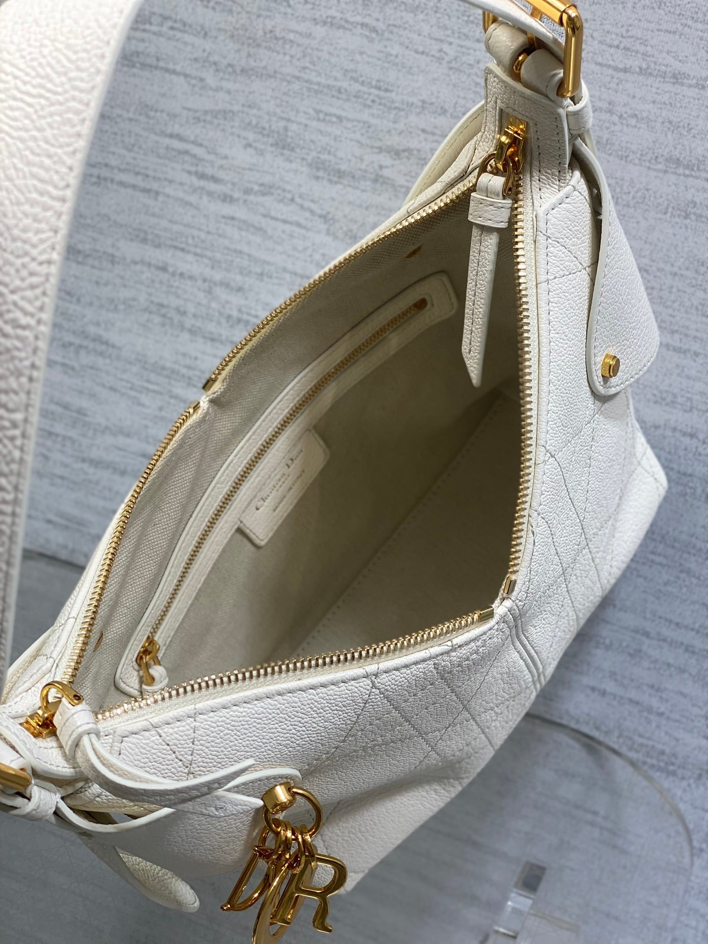 CD VOYAGE Handbag 23cm White Cowhide