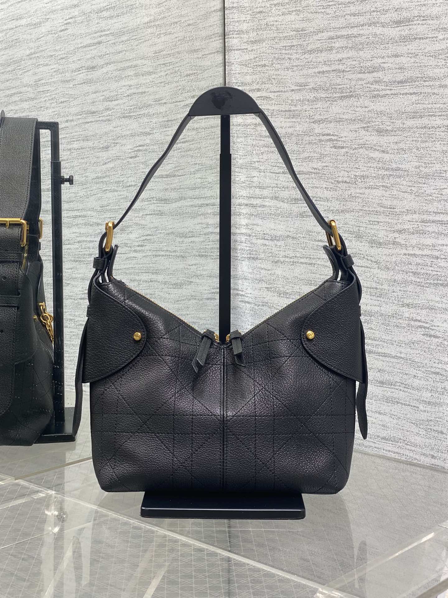 CD VOYAGE Handbag 23cm Black Cowhide