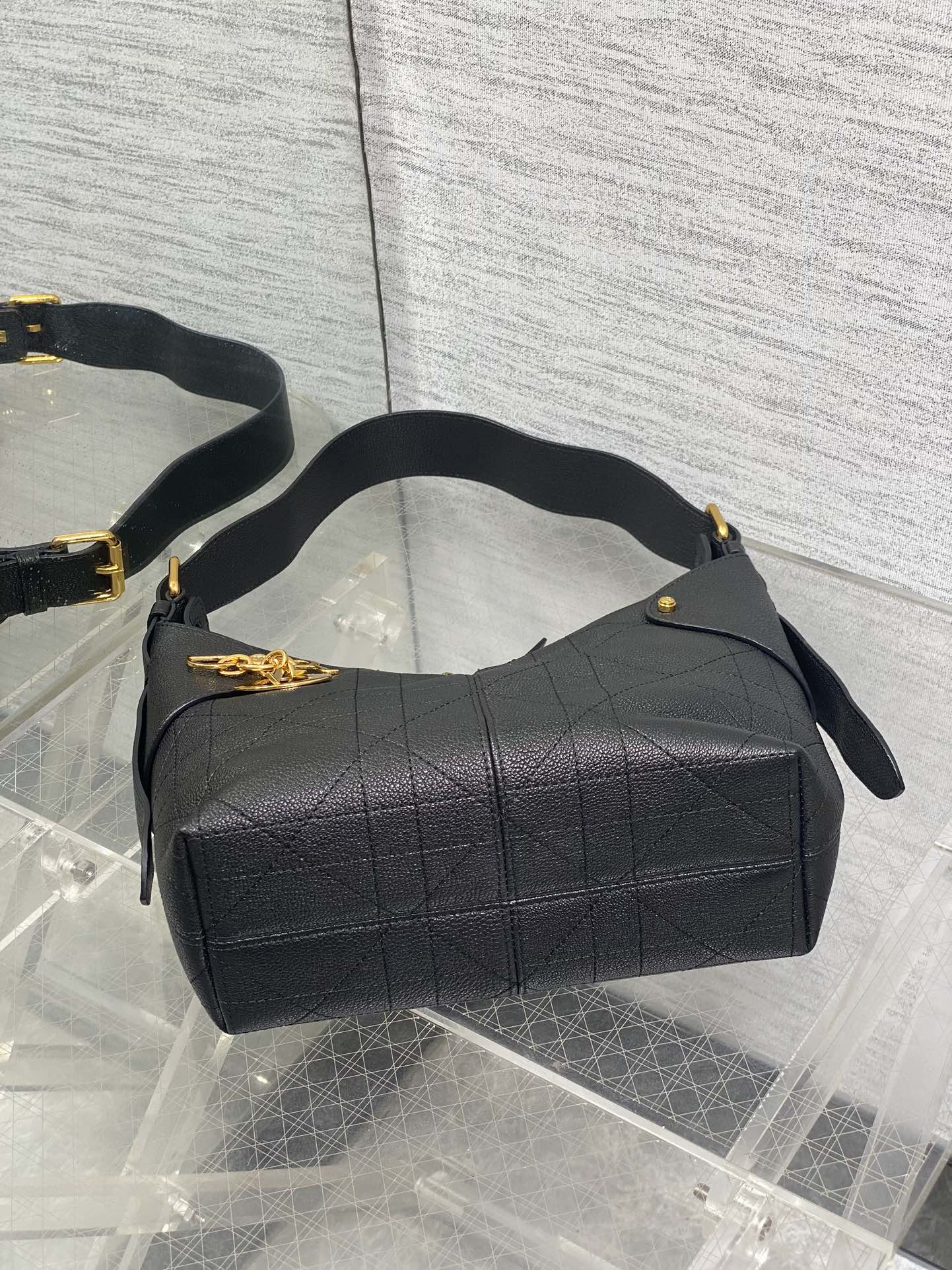 CD VOYAGE Handbag 23cm Black Cowhide