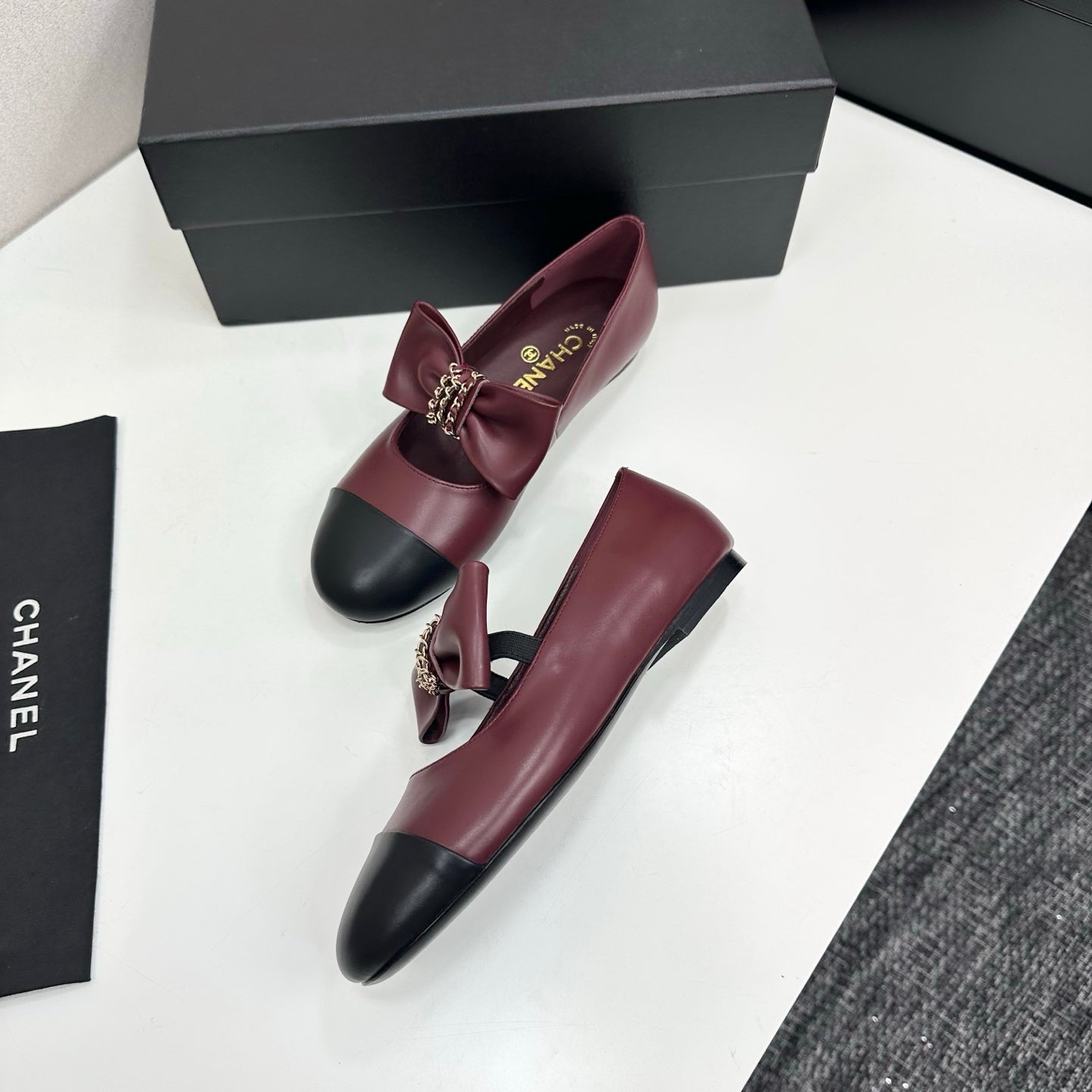 CC 25SS Chain Bow Mary Jane Burgundy Cowhide 490144