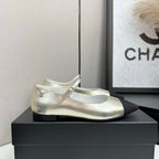 CC 25SS Pointed-Toe Mary Janes Light Metal Gold Cowhide 490139