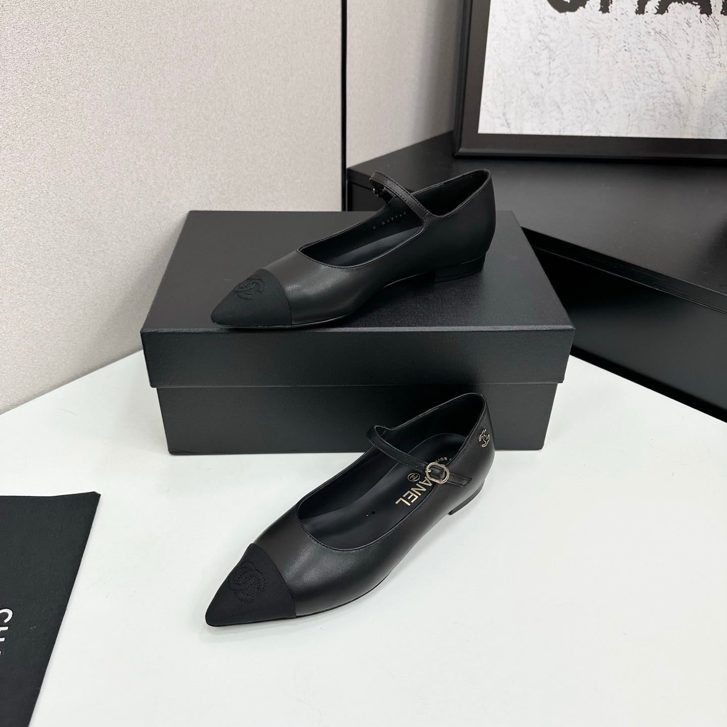 CC 25SS Pointed-Toe Mary Janes Black Cowhide 490137