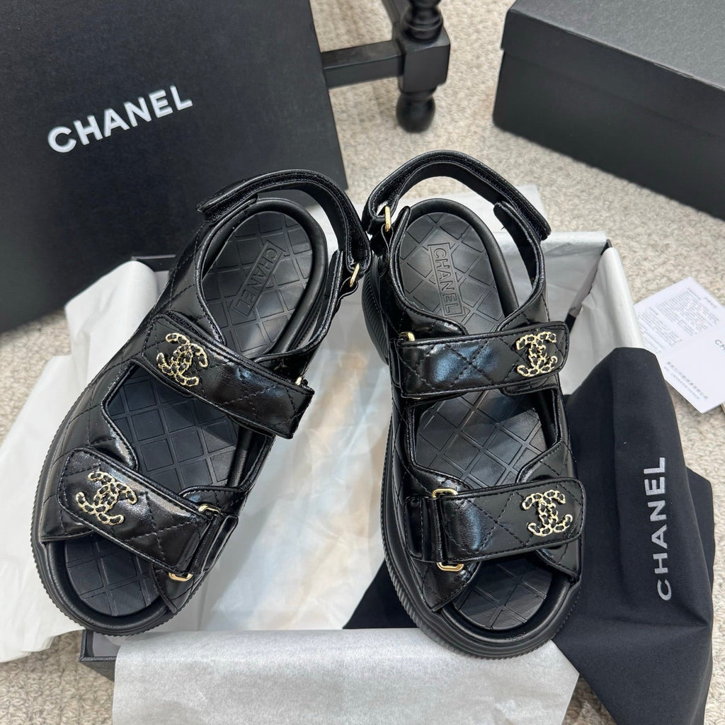 CC 25B Thick-Sole Casual Sandals with Velcro Black Leather 489312