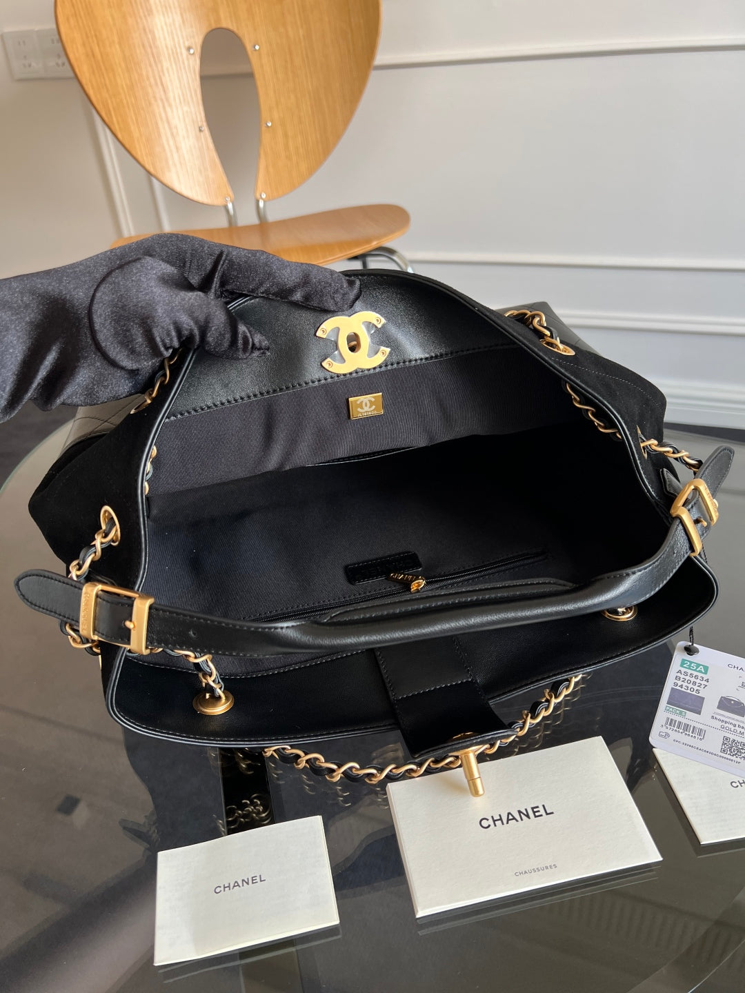 CC 25A Small Tote 36cm Black Suede Black Calfskin