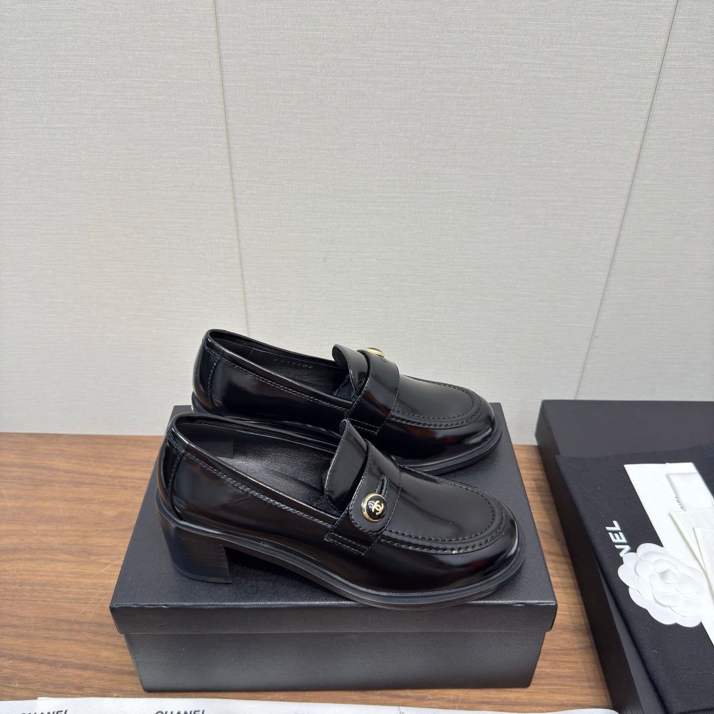 CC 25K Logo Button Loafers 35mm High Heel Shiny Black Calfskin 517625