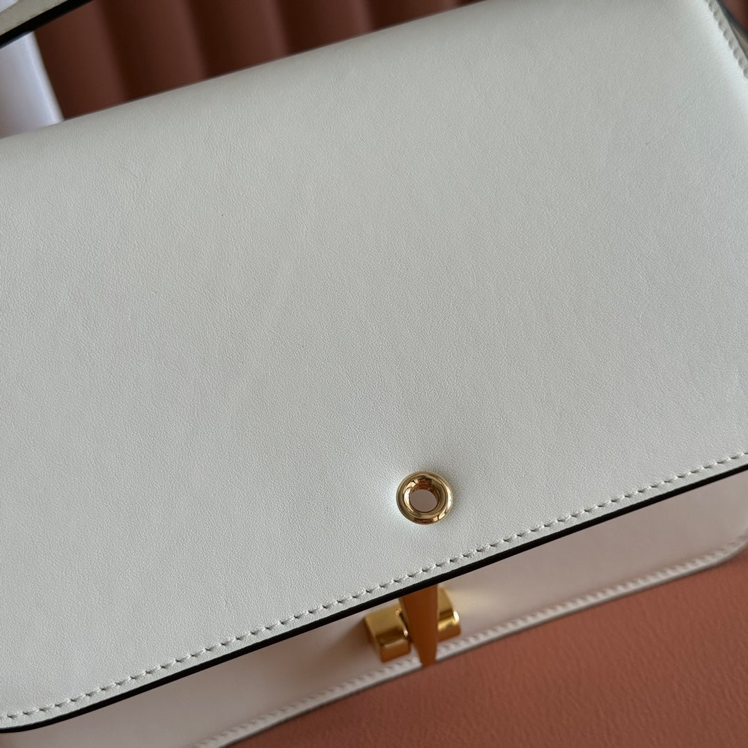 GG 25FW Siena Small Shoulder Bag 23cm White Calfskin GHW