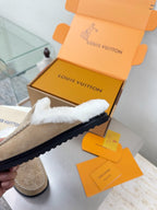 LV Lamb Wool Slippper Beige Suede 566888