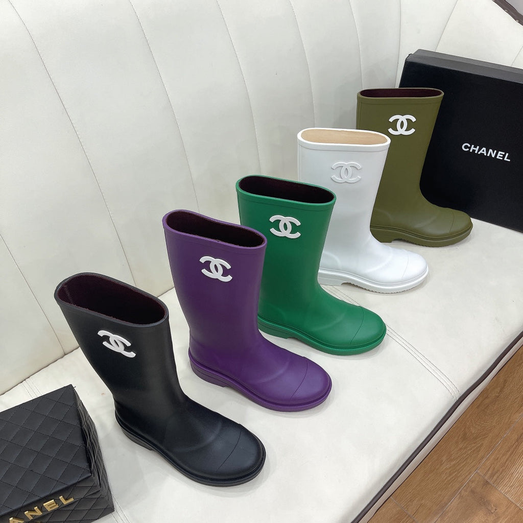 Chanel 26   Rain Boots Purple Sheepskin 476070