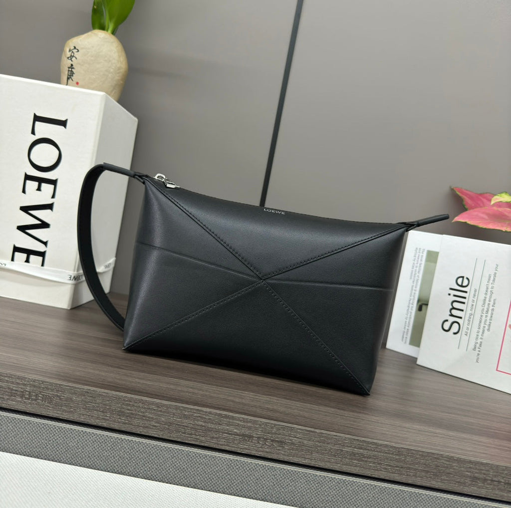Loewe Puzzle Fold 22cm Handbag in Black Glossy Calfskin 274154