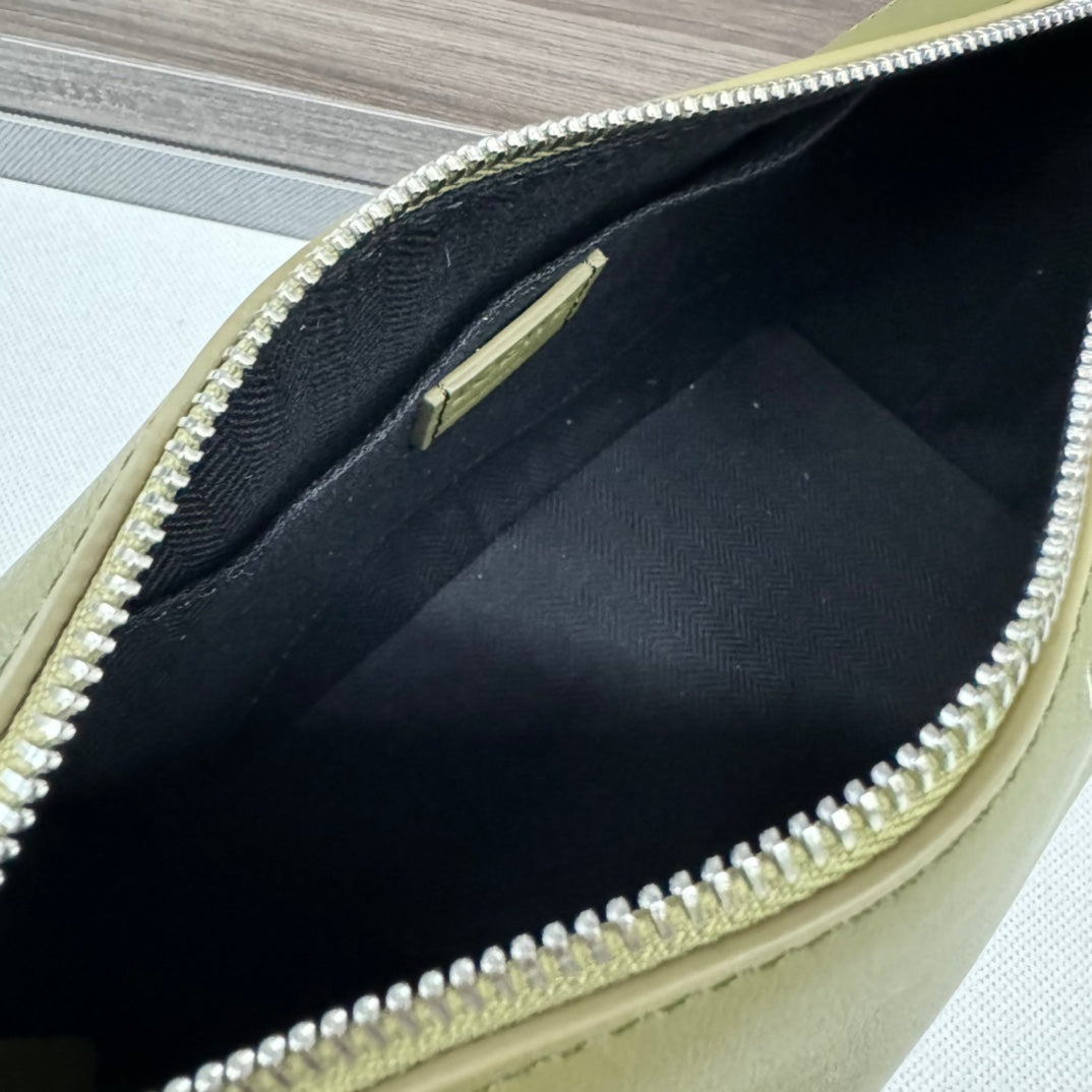 Loewe Puzzle Fold 22cm Handbag in Olive Green Glossy Calfskin 274165