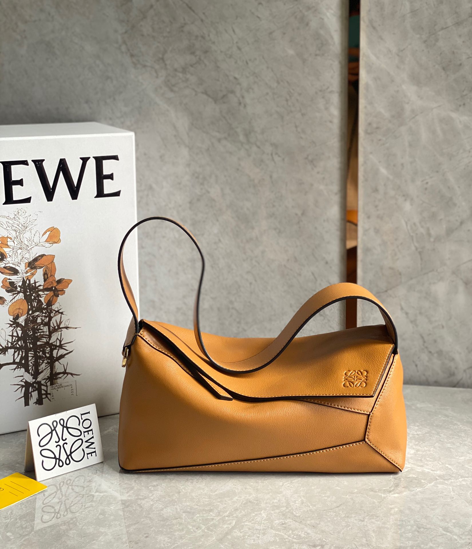 LOE Puzzle Hobo 29cm in Classic Brown Calfskin 274280