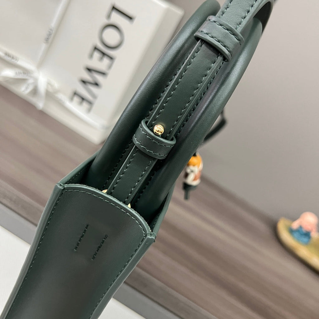 LOE Standard A5 Tote bag in Glossy Green Calfskin Leather 274271