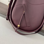 Loewe Hammock 21 Handbag in Red Calfskin 274146