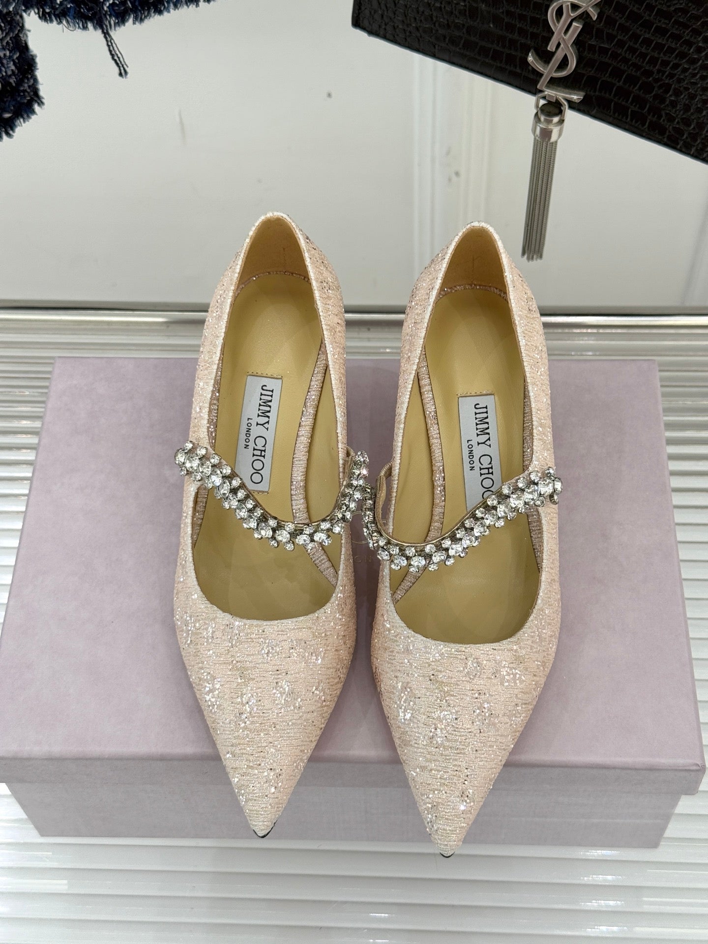 Jimmy Choo Classic Diamond Chain Point Toe High Heels Champagne Glitter Sheepskin 573546