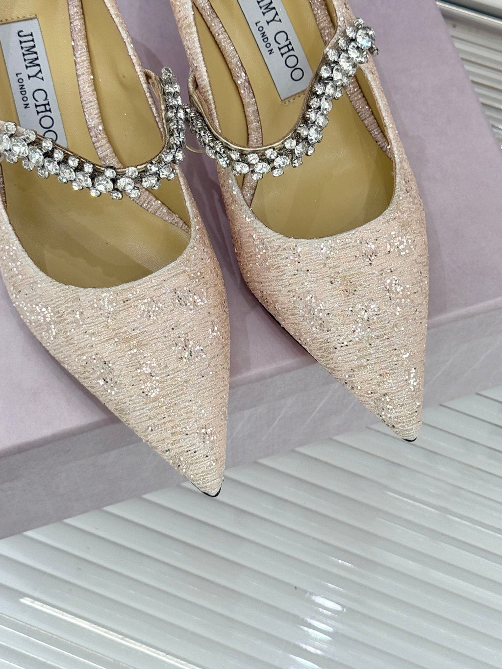 Jimmy Choo Classic Diamond Chain Point Toe High Heels Champagne Glitter Sheepskin 573546
