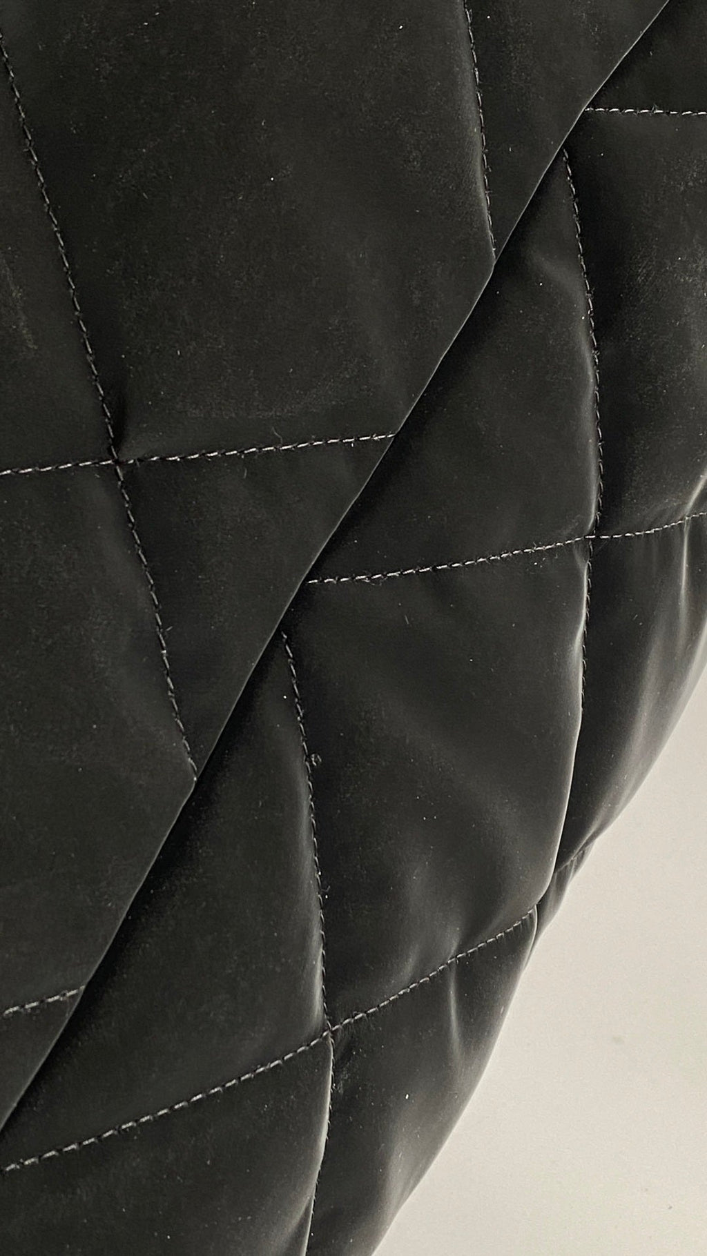 CC Bowling Large 46 Black in Velvet Nylon Bag