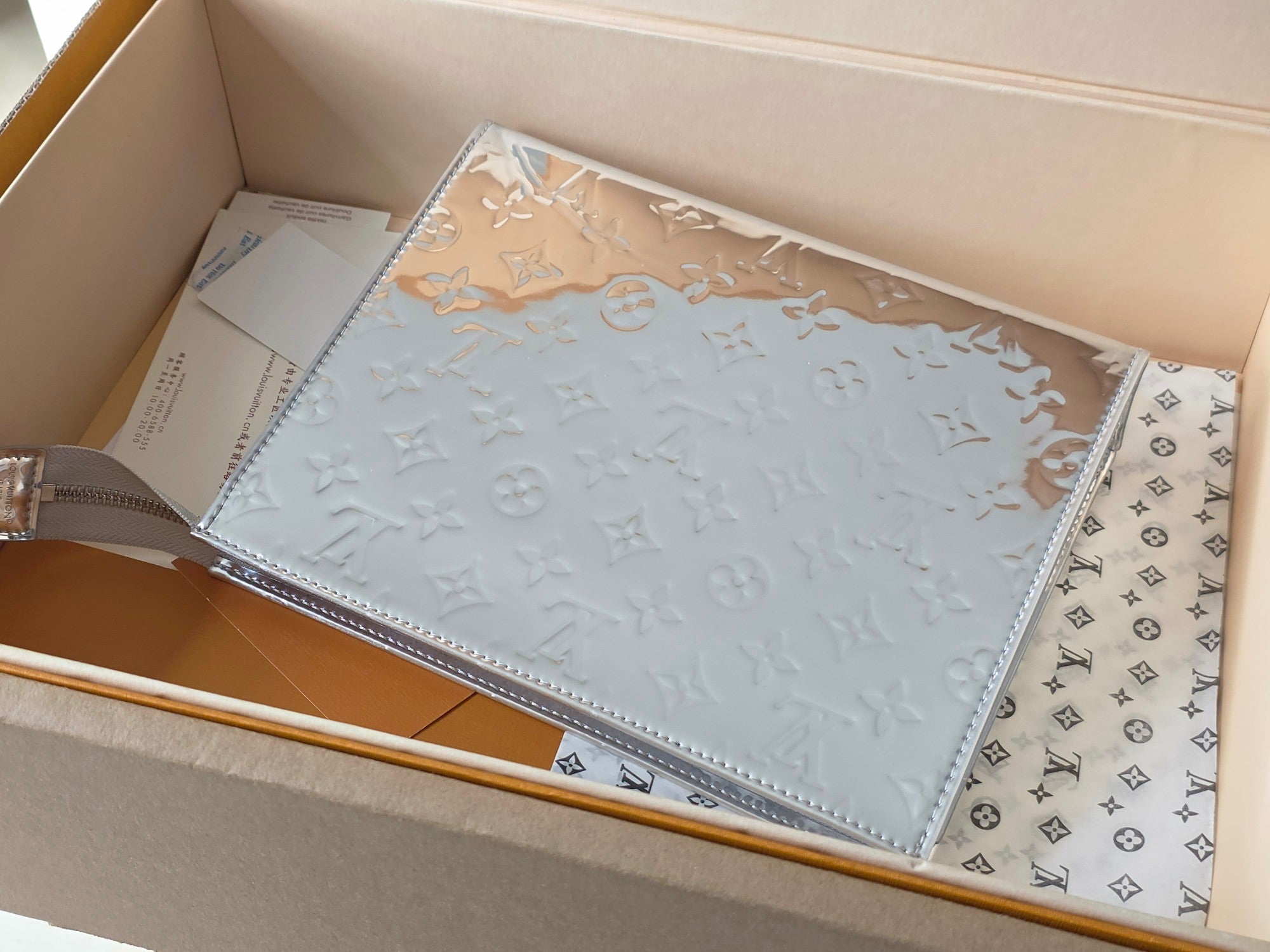 LV Mirrored Clutch Silver Monogram Canvas 274812