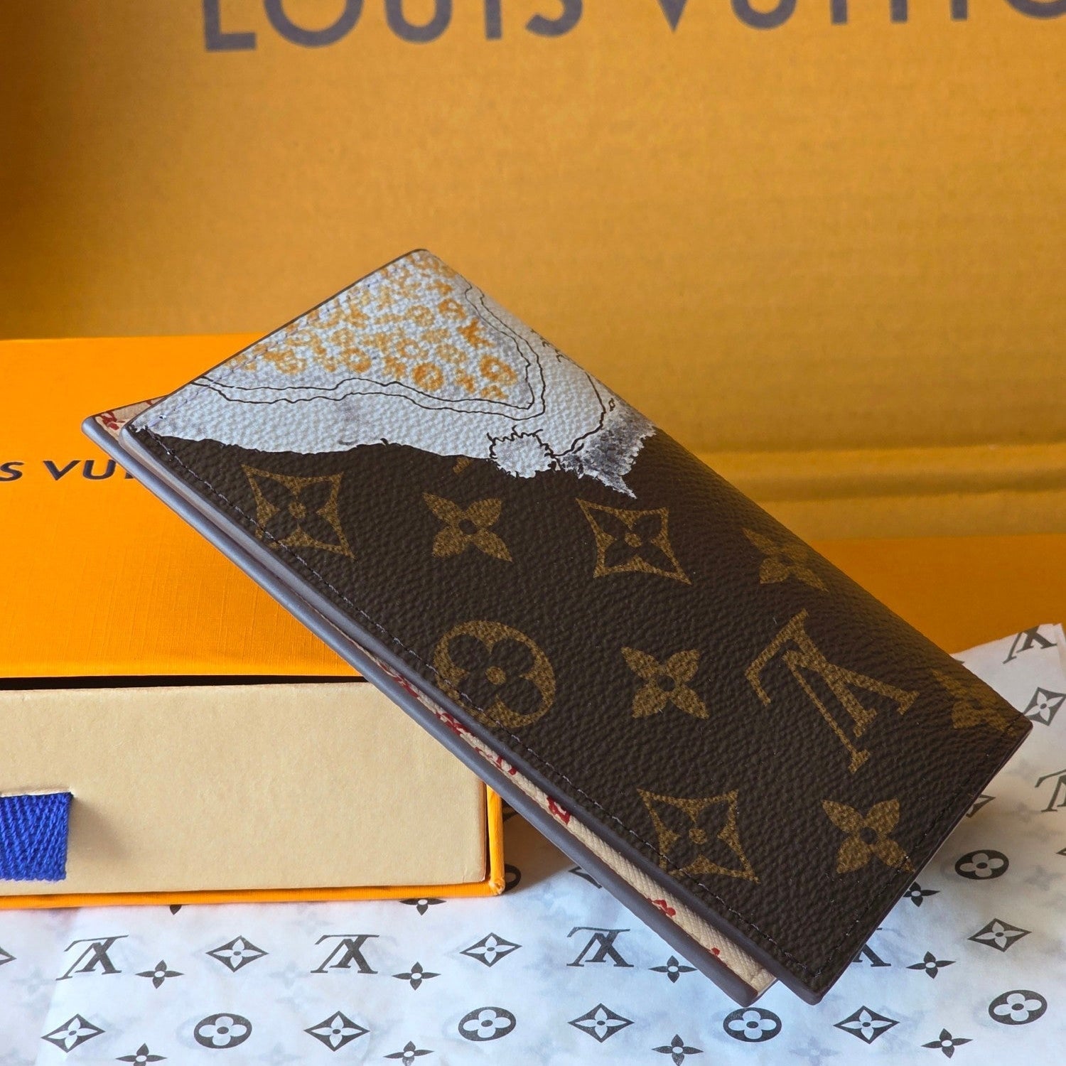 LV  New Cat Passport Holder Brown PVC Monogram Fabric paired with Cowhide 274996