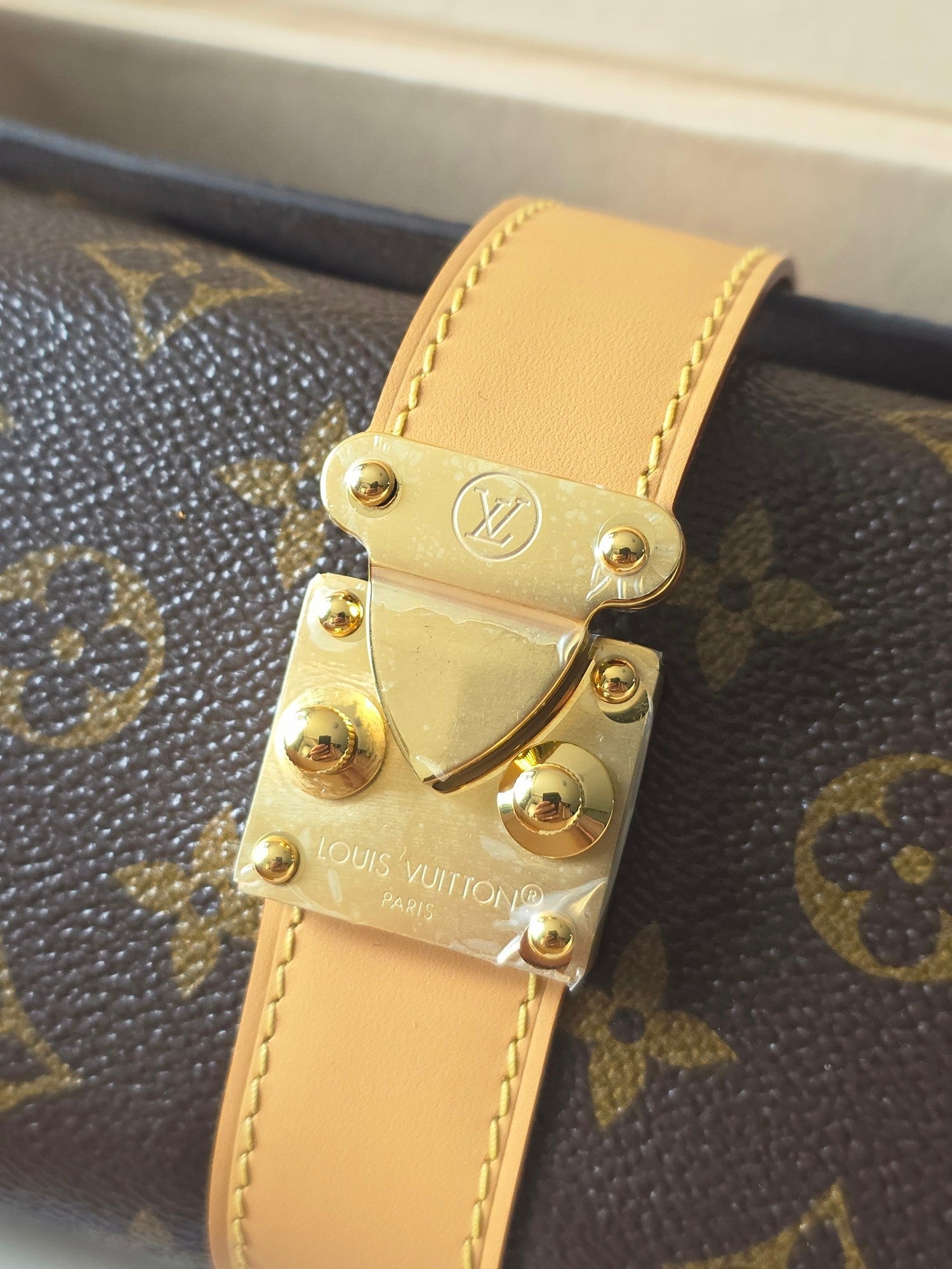 LV Pochette Mia Shoulder Bag Brown Monogram Canvas 275060